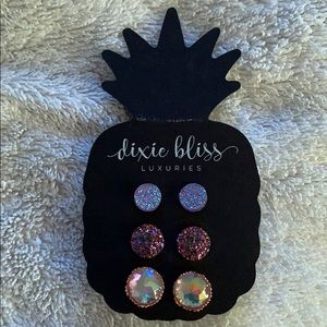 Dixie Bliss stud earring set